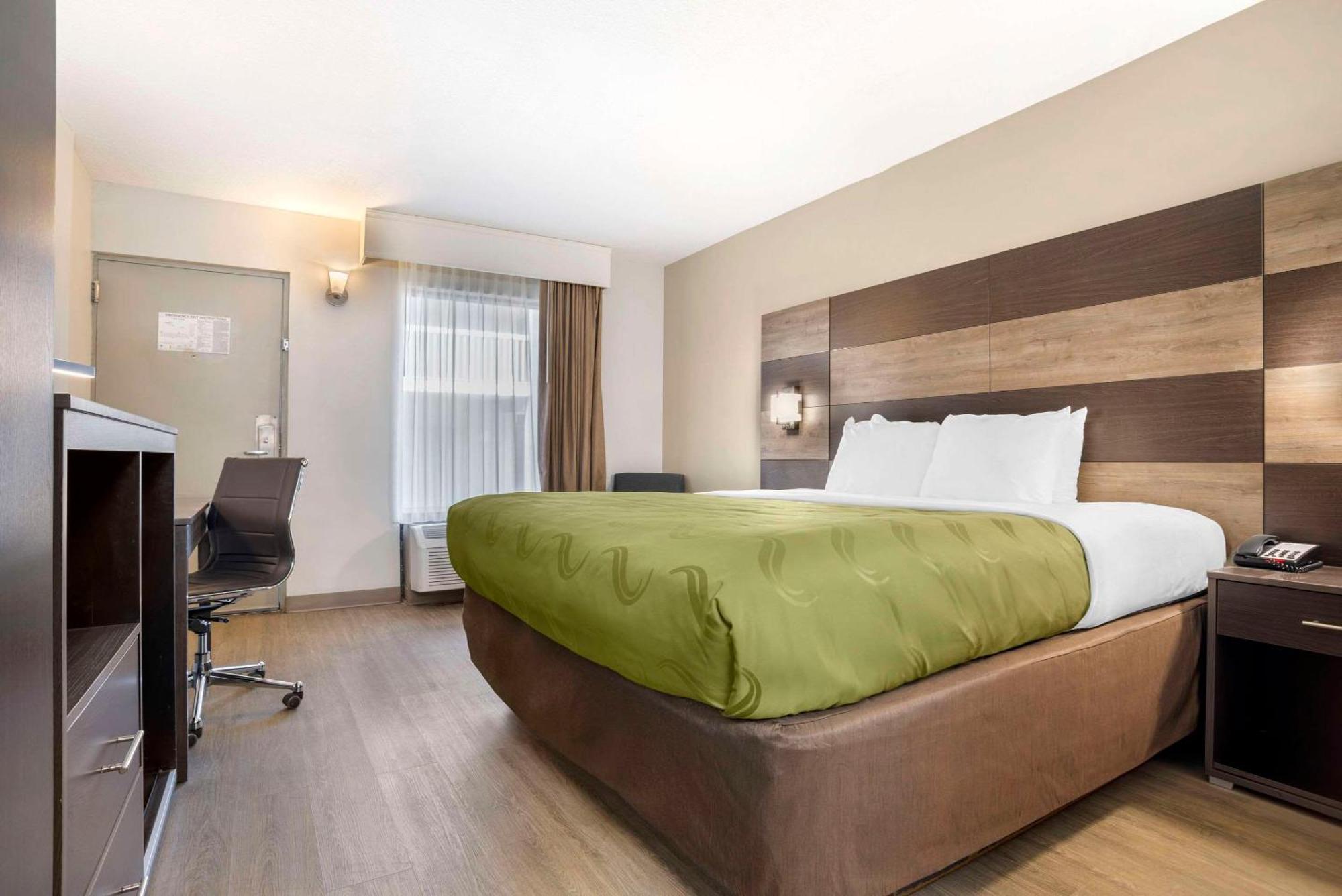 Quality Inn & Conference Center Panama City Exteriör bild