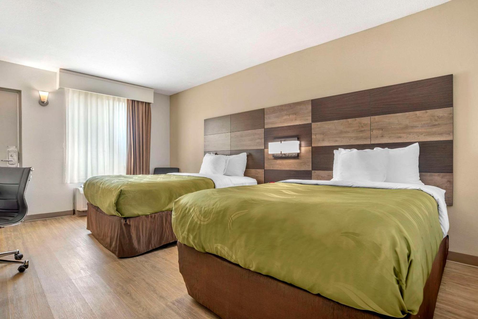 Quality Inn & Conference Center Panama City Exteriör bild